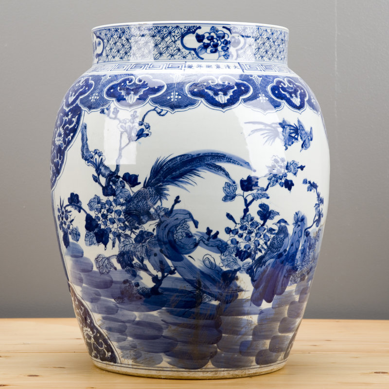 Porcelain Vase Magpie