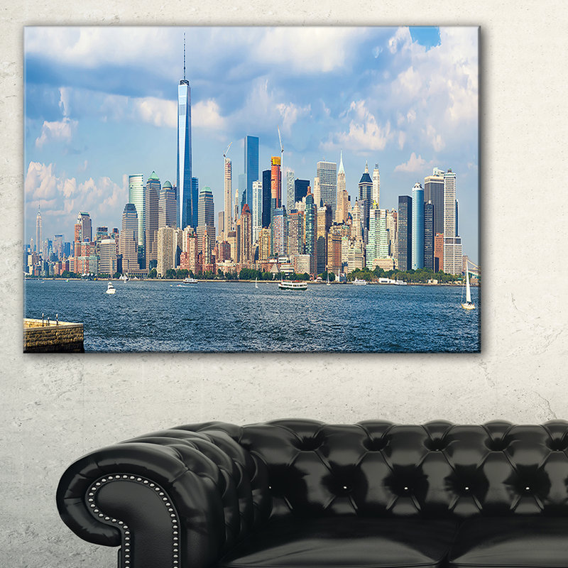 « lower manhattan horizon », reproduction de photo sur toile tendue, H 34 po x l 44 po x P 1,5 po, Toile tendue