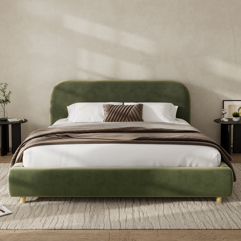 Lit plateforme très grand en velours avec tête de lit courbée, Très grand lit