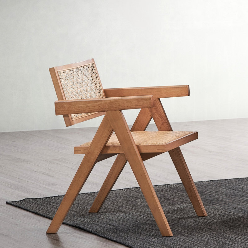Deux fauteuils décontractés de style Mid-Century, finition naturelle, accoudoirs confortables, l 20 po x P 22 po, H 31 po