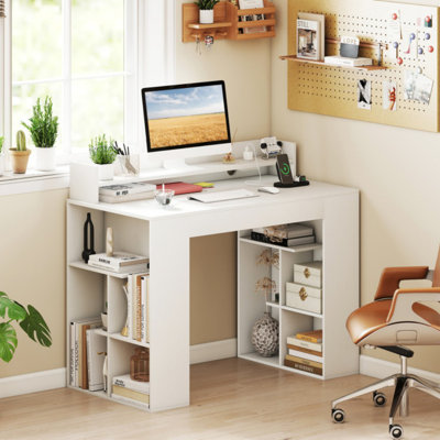 Bureau d'ordinateur 43 pouces avec prises de courant et 2 bibliothèques
