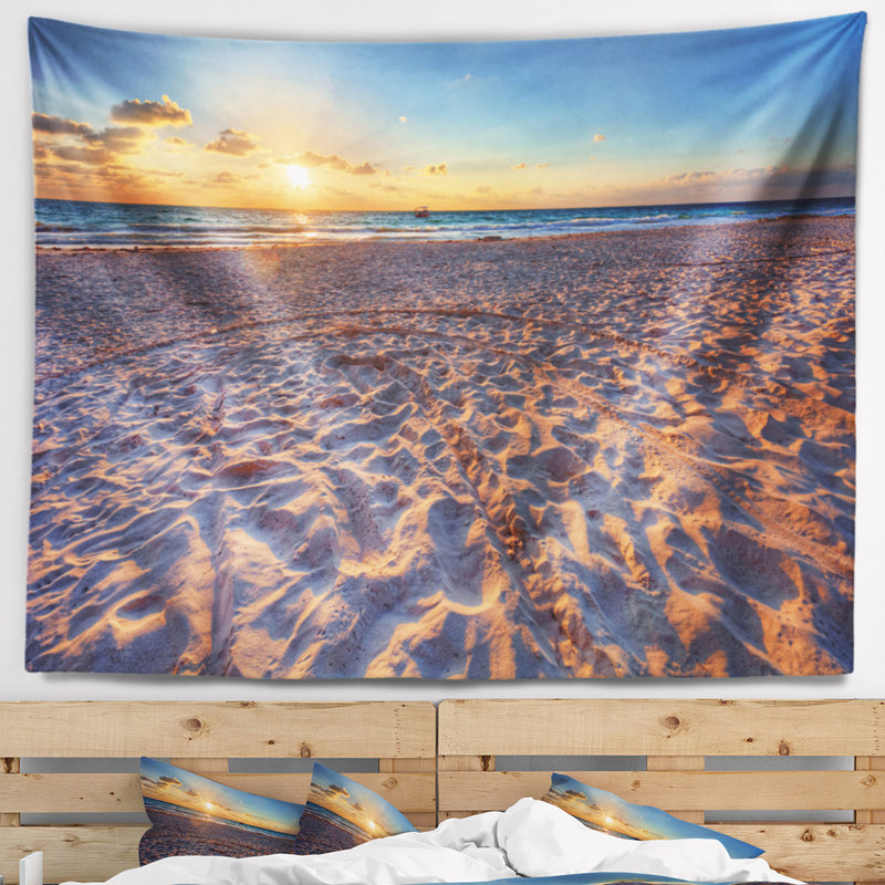 Trodden sandy beach à coucher de soleil avec accessoires suspendus en polyester mer de mer, H 32 po x l 39 po