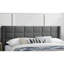 Très grand lit tendance avec tête de lit en lin brossé gris et plateforme tapissier-180496956