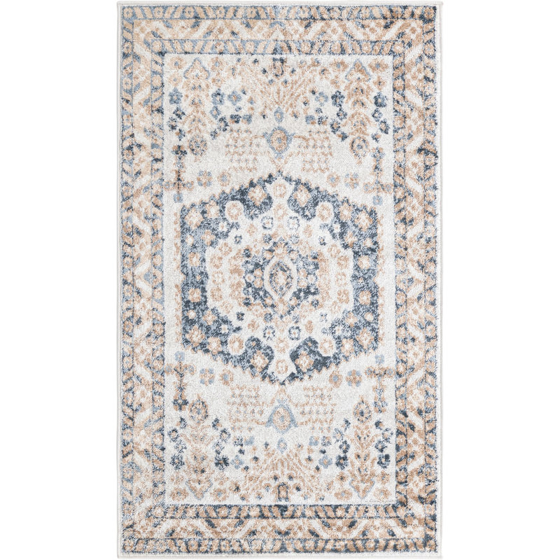 Bracamonte Oriental Indoor Rug, Rectangle 3' x 5'3"