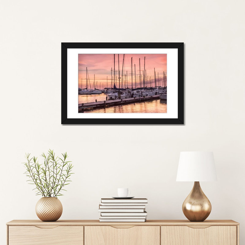 Ensemble de voile sur toile, Papier beaux-arts encadré noir, H 24 po x l 32 po x P 1 po, Blanc