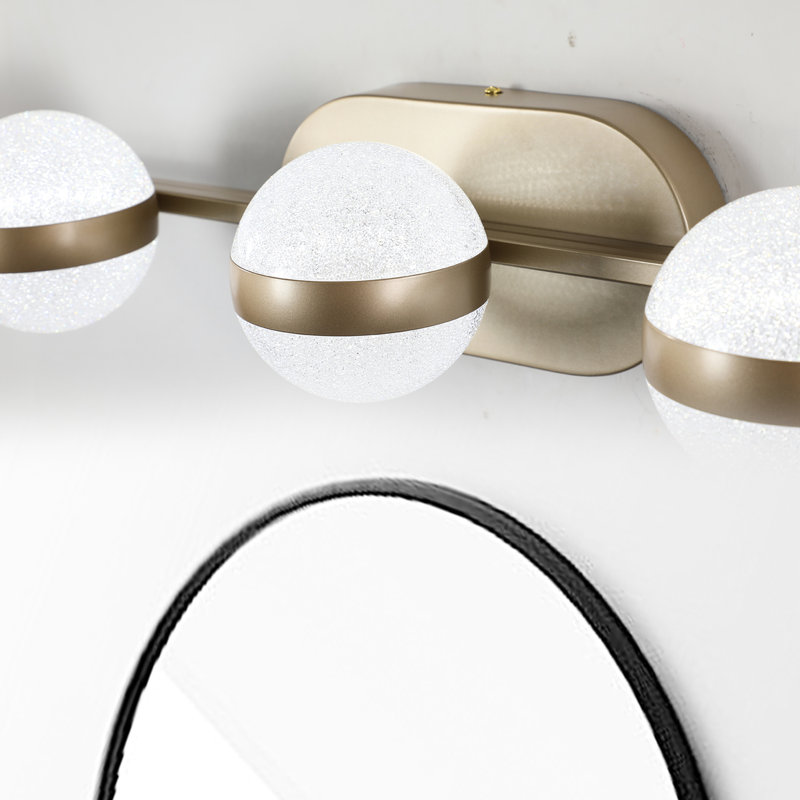 Éclairage de meuble-lavabo mural à DEL à 4 lumières de 28 po avec abat-jour en acrylique couleur sable sable, style écoénergétique et moderne pour armoires à miroir minimalistes, facile à installer