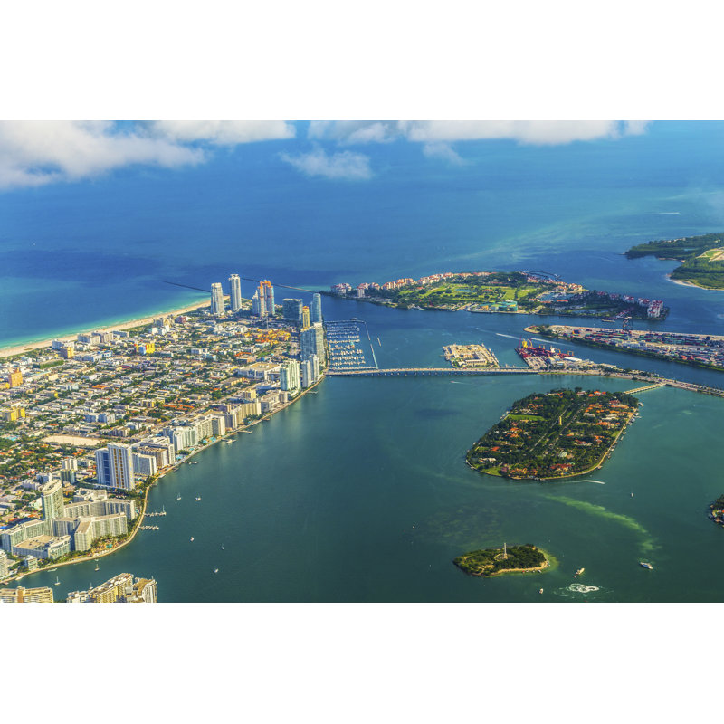 Miami City by Meinzahn - Wrapped Canvas Print, 30cm H x 46cm W