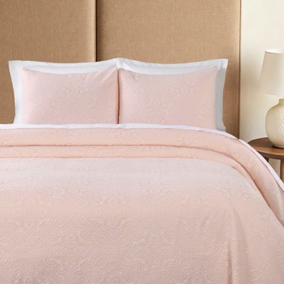  Nile Mills Everbloom 100% Polyester Textured All-Season 3-Piece Matelassé Bedspread Set
