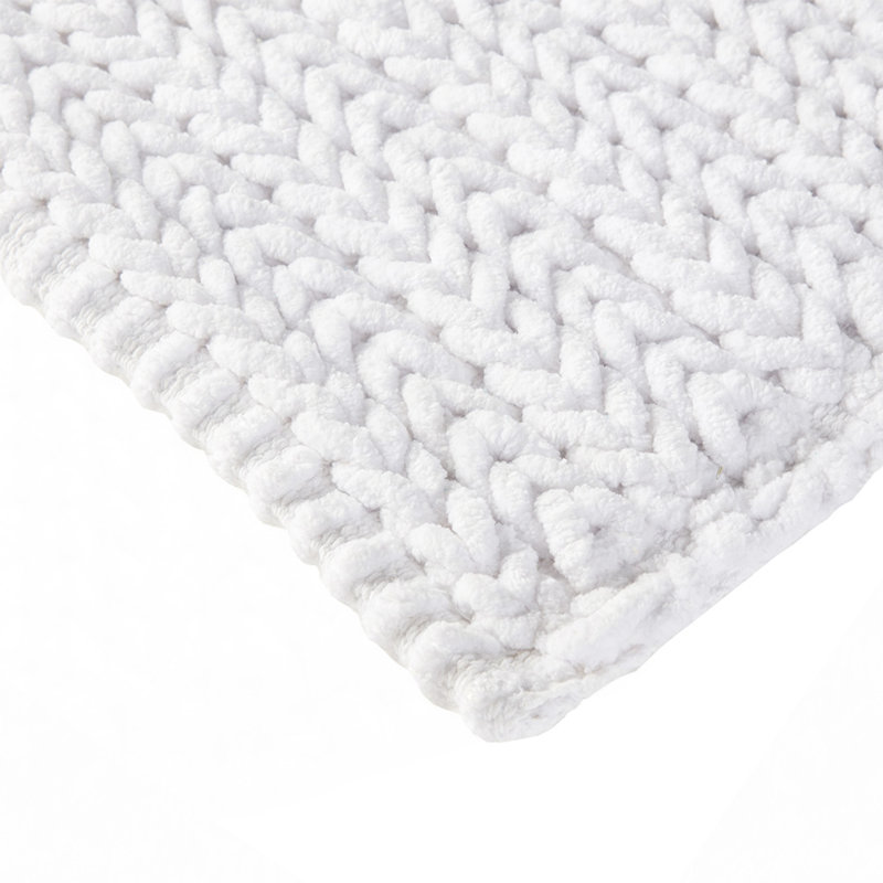 100% Cotton Chenille Chain Stitch Rug, White, Single - 40" L x 24" W