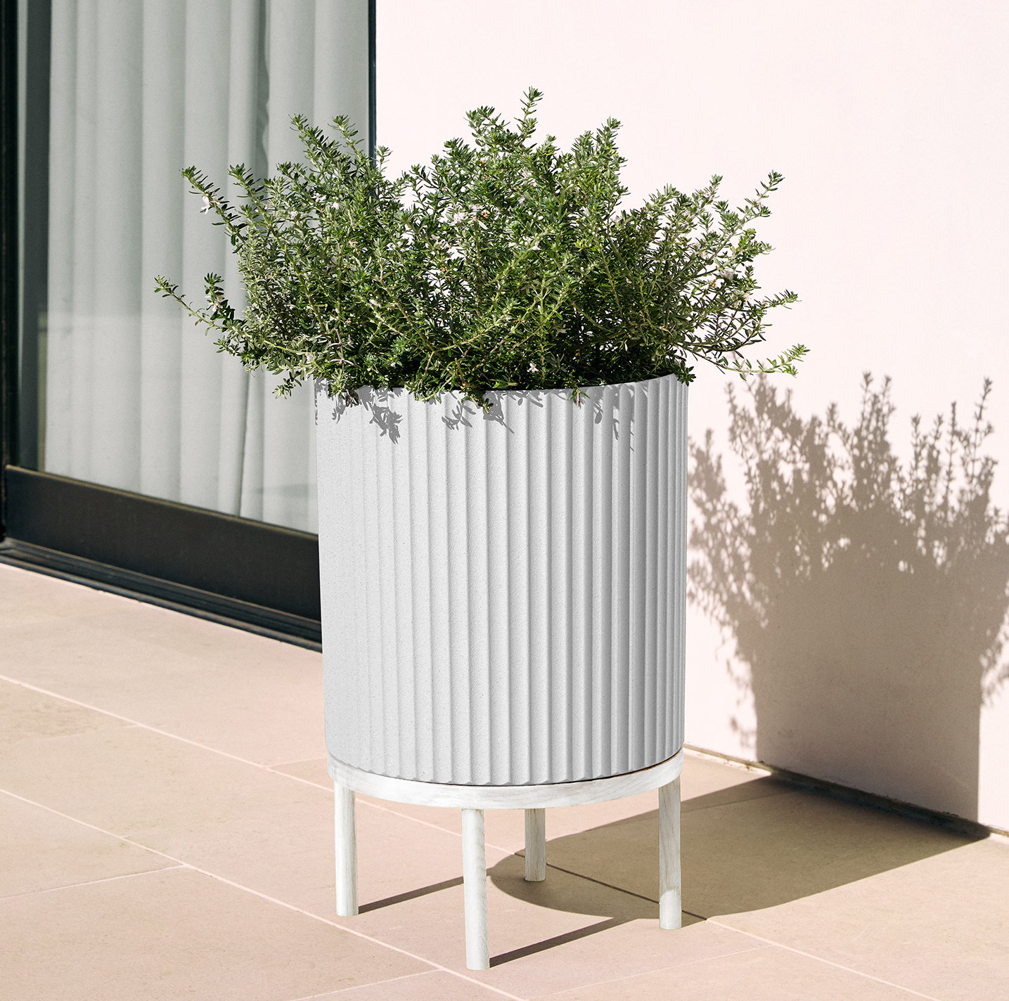 Demi Pot Planter, 22" H x 14.75" W x 14.75" D, White/White, 1