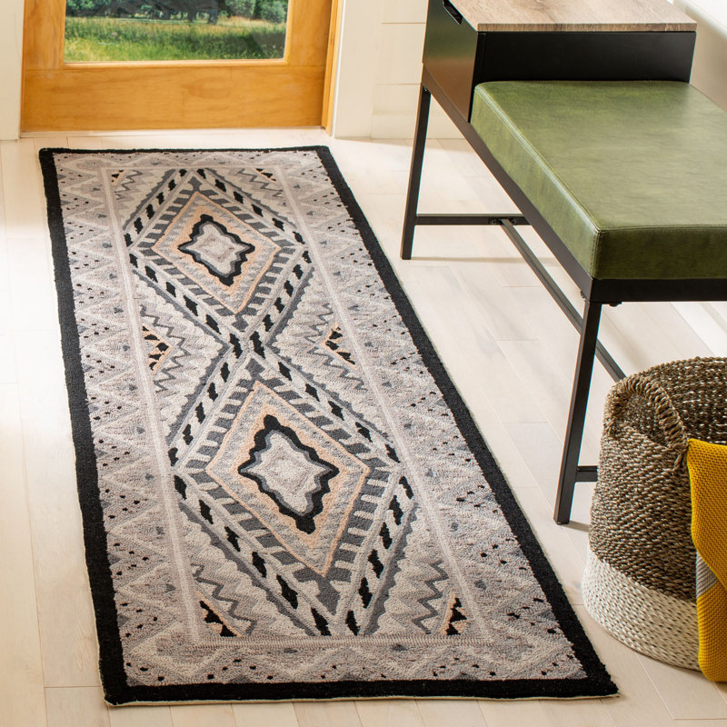 Tapis crocheté à la main gris Adera, Tapis de couloir 2 pi 3 po x 8 pi