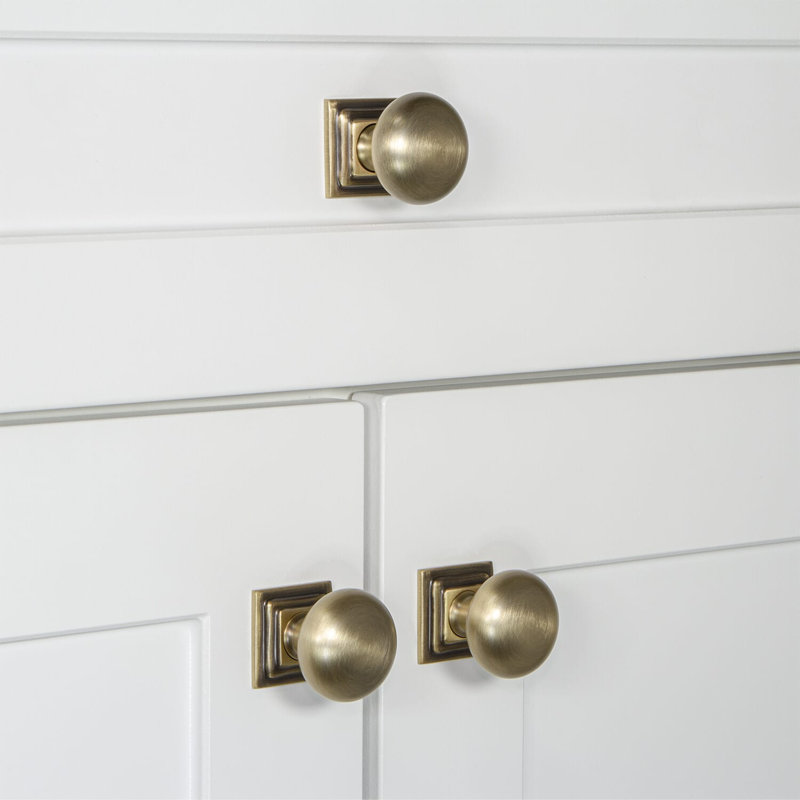 Fifth Avenue Cabinet Knob, Vintage Brass