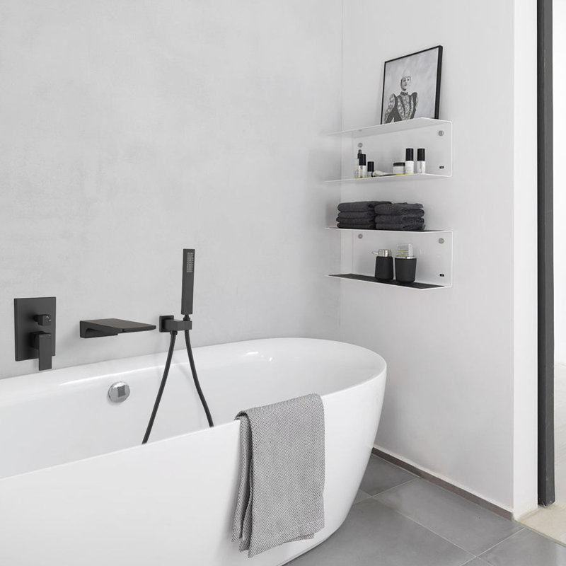 Robinet de baignoire mural moderne noir mat pour salle de bain, douche à main pour le nettoyage du poteau, robinet de baignoire à cascade avec douche, bec plat, robinet à poignée équilibrée