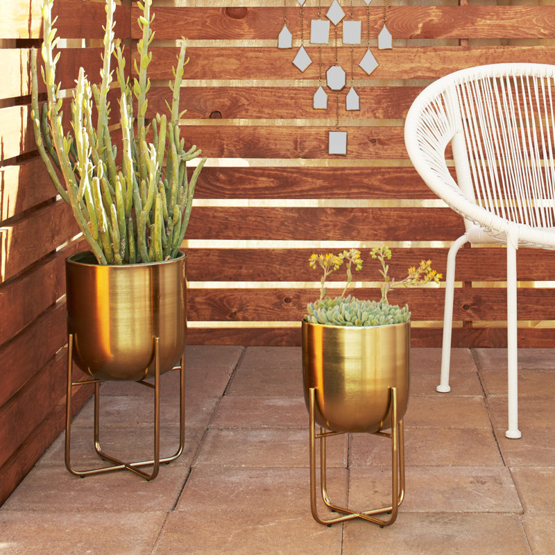 Nickson 2-Piece Gold Iron Indoor/Outdoor Planter Set