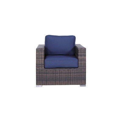 Chaise de patio Minnesota entièrement assemblée avec coussins Sunbrella