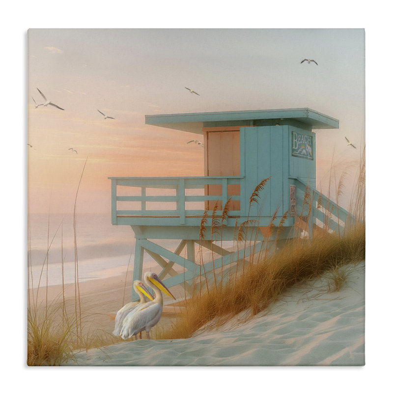«Coastal Charm Beach Hut» par Steve Hunziker, H 17 po x l 17 po