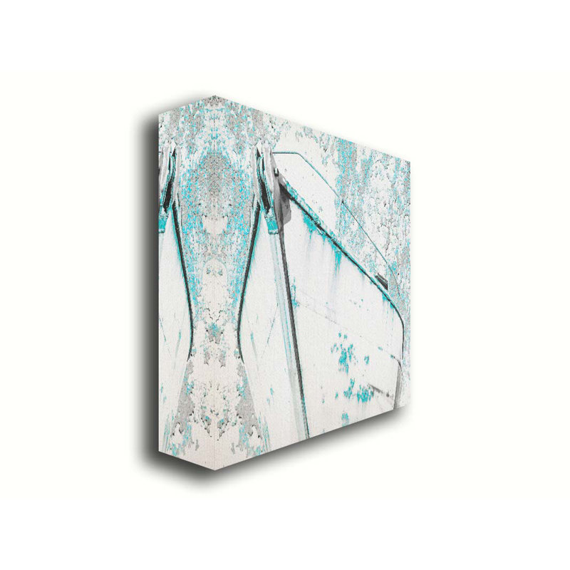 Portside par Hal Halli. Toile giclée sur toile, Toile tendue, Ne s’applique pas, H 30 po x l 30 po