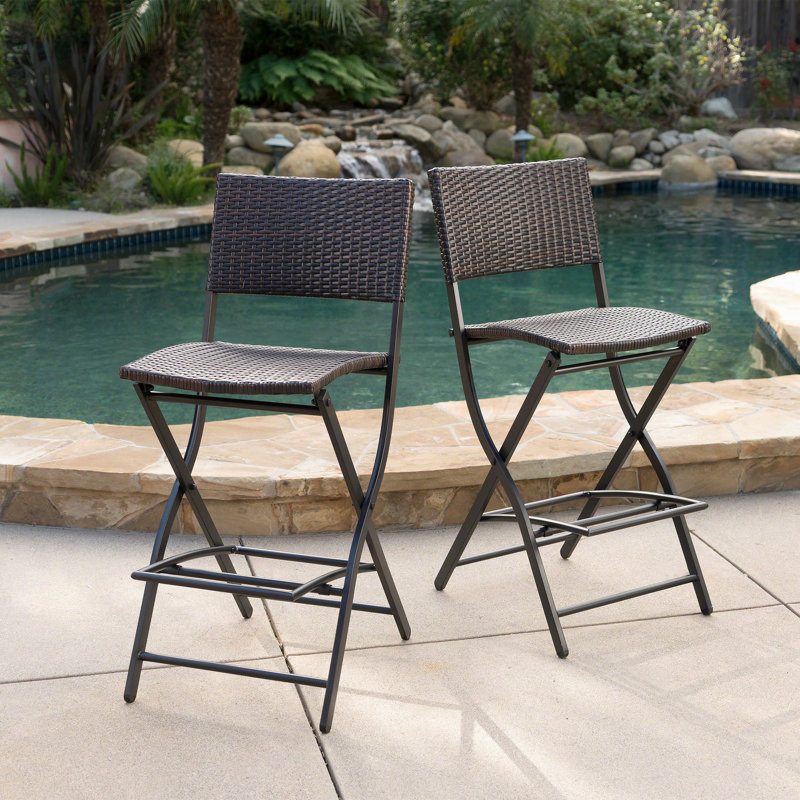 Chaise pliante d'extérieur en osier et tabourets de bar pliables, ensemble de 2