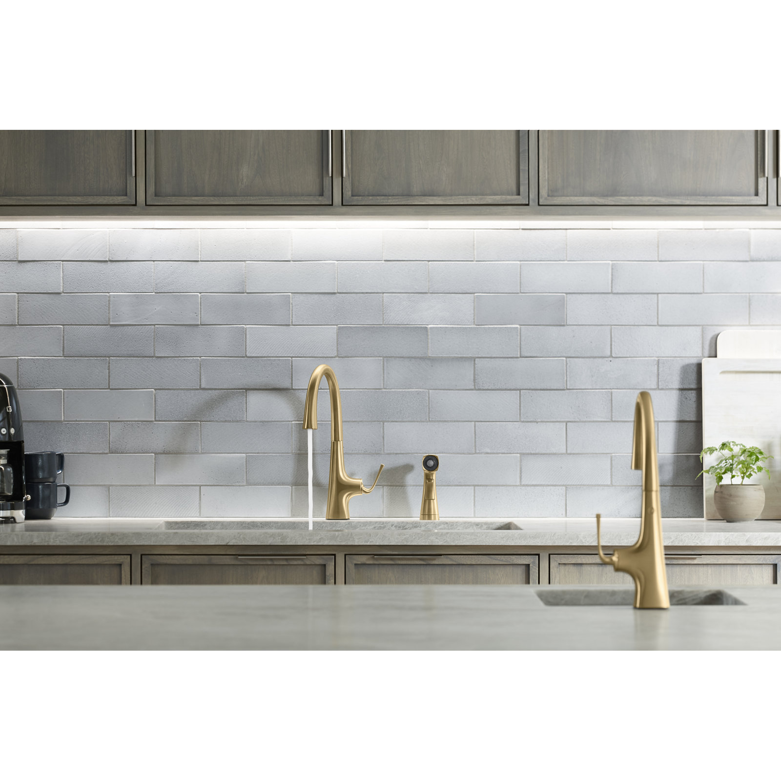 Graze Pull-Down Faucet with Accessories, Gold