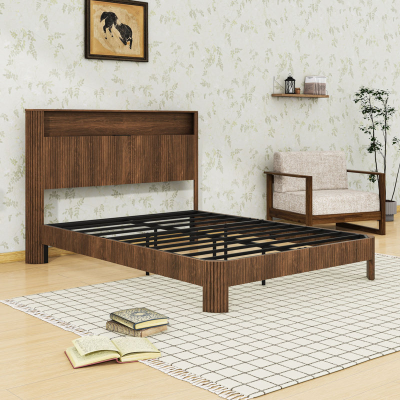 Lit plateforme en bois avec tête de rangement, station de charge USB et prise, Grand lit, Noyer