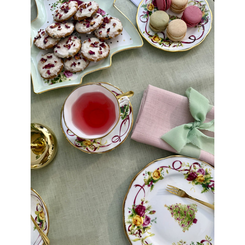 Royal Albert Old Country Roses Christmas Tree 5-Piece Place Setting