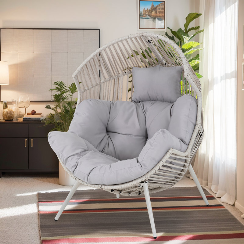 Fauteuil à œufs avec coussin Casi, Gris clair / blanc