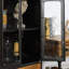 Noir massif + vitrines en bois manufacturé