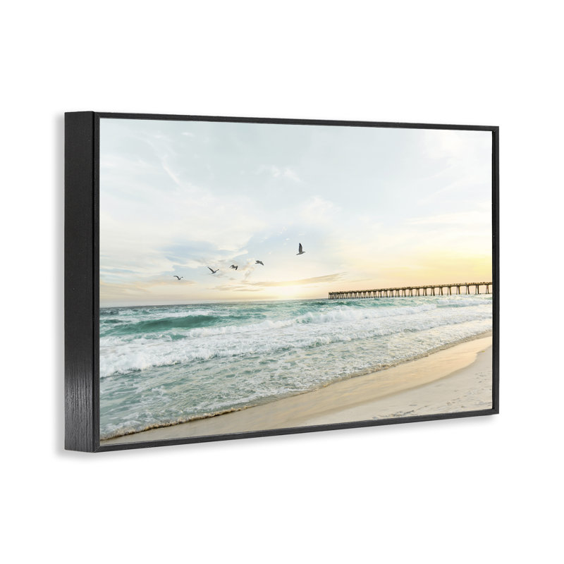 Oiseaux à la jetée de plage, estampe numérique par Sissi et Seb, Giclée encadrée noir minuit, H 16 po x l 24 po