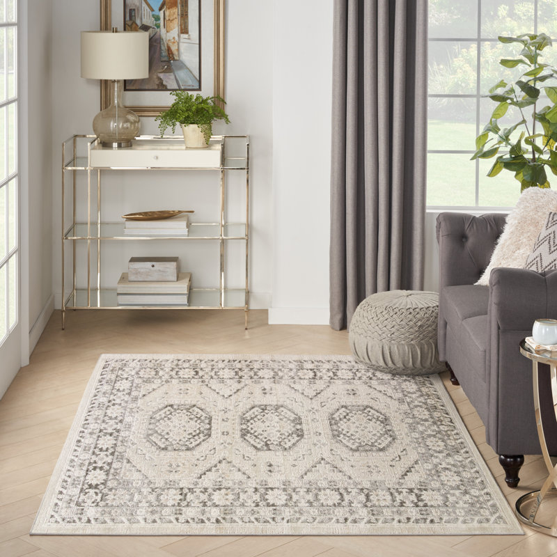 Keyshaun Oriental Indoor Rug, Rectangle 3'11" x 5'11"