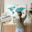 Collectionner les moments «Push Pin World» Amrico-1880837972