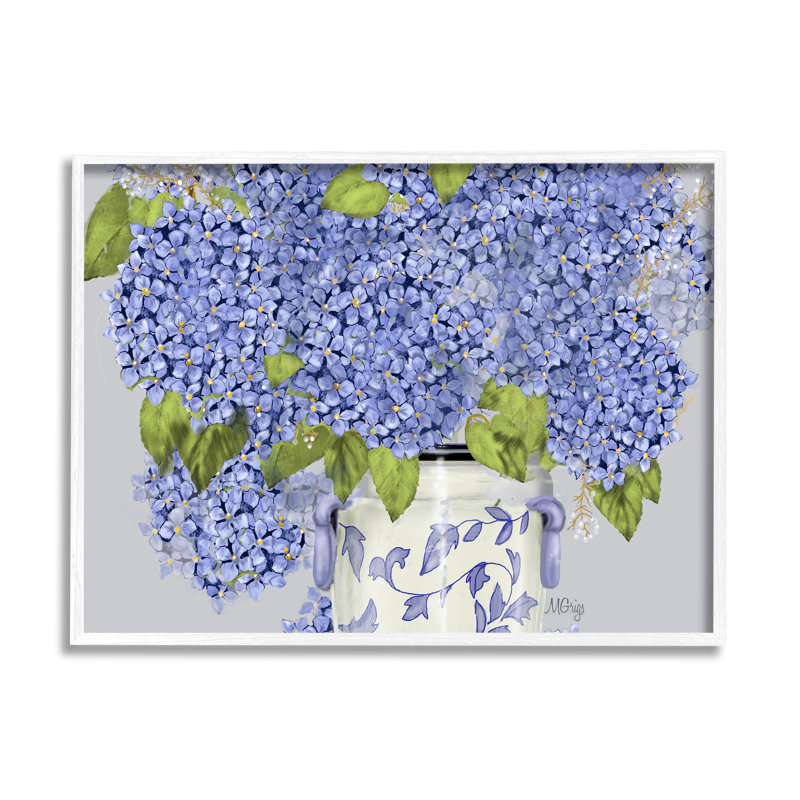 Vase à motif orné d'hortensias bleus «Still Life» par Maureen Grigs, H 16 po x l 20 po x P 1,5 po