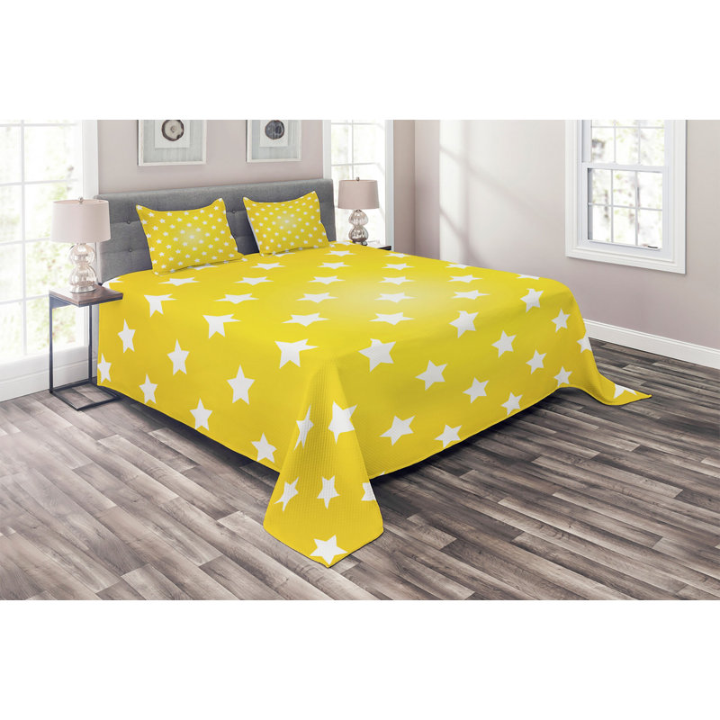 Vibrant Polyester Geometric Shapes Coverlet, King Bedspread + 2 Shams