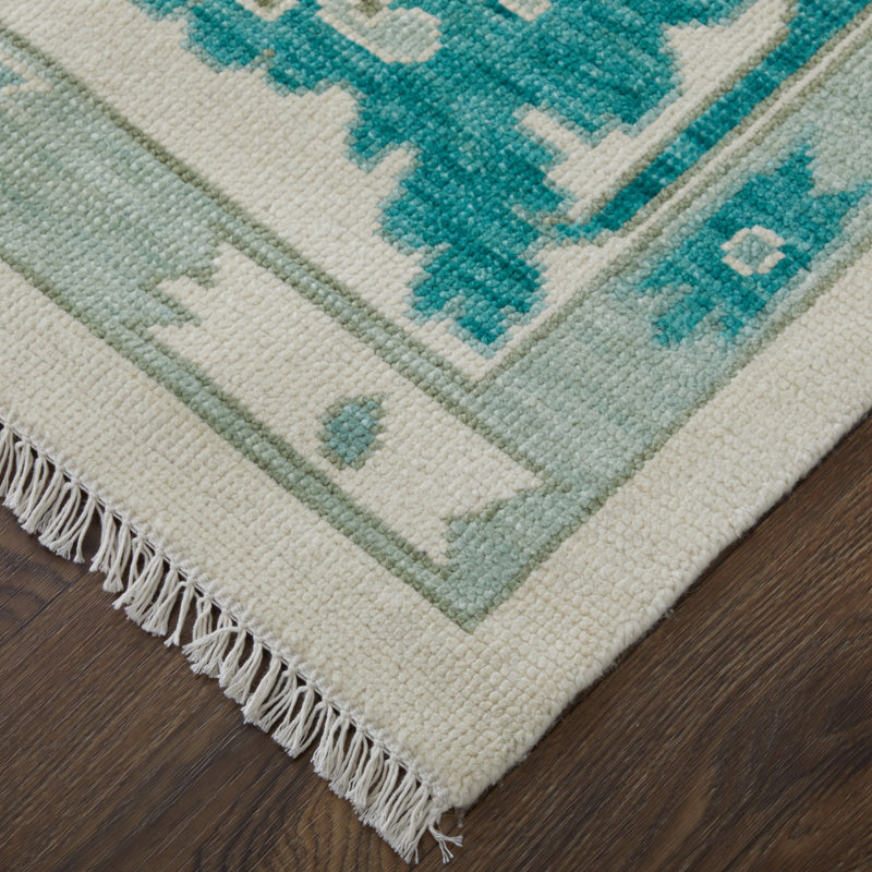 Karina Hand Knotted Wool Oriental Area Rug in Ivory/Green/Gray/Blue, Square 1'6"