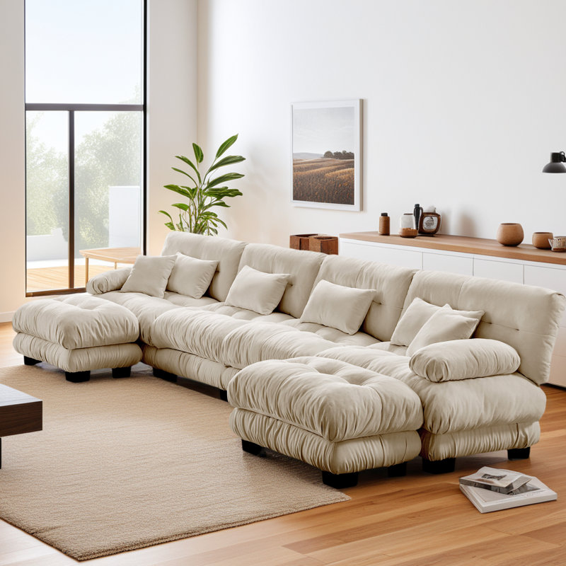 Canapé modulaire 4 places en chenille café clair avec 2 repose-pieds, 4 coussins lombaires et 2 coussins décoratifs pour petits espaces