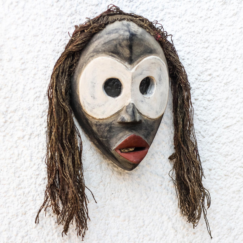 Décoration murale masque de tribu Dan sculpté à la main