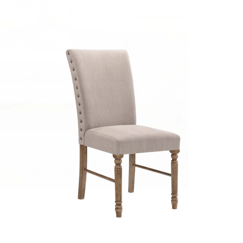 Chaise rembourrée en lin