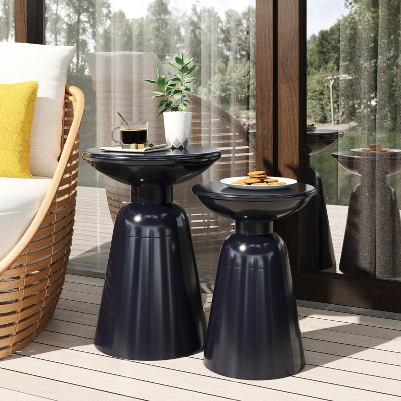 Tables d'appoint en métal bleu marine, design moderne et structure en fer thermolaqué avec piètement robuste, 15,19 po x 15,19 po x 20,42 po et 12,00 po x 12,00 po x 17,25 po, assemblage requis.