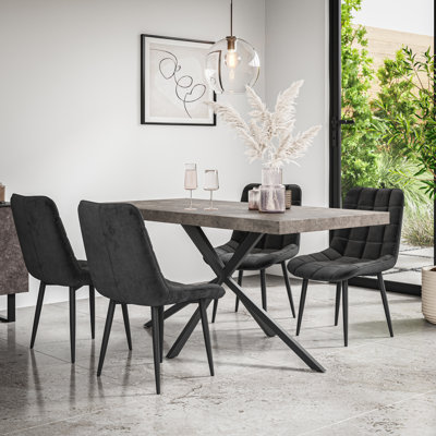 Akaalbir 6 - Person Dining Set