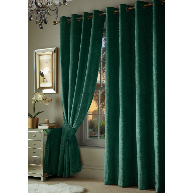 Malaki Sheer Pair, Emerald Green, 114 W x 137 D cm