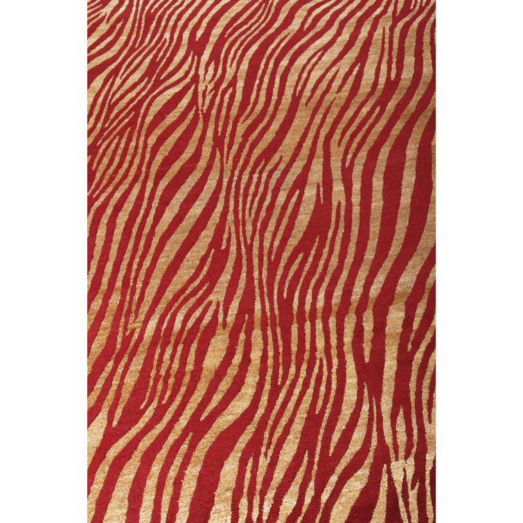 Wilderness Abstract Area Rug in Red/Beige