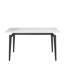 Table de salle à manger en pierre frittée brillante avec pieds en métal noir pour 6 à 8 personnes, design de luxe moderne pour les réunions de famille et les réceptions.