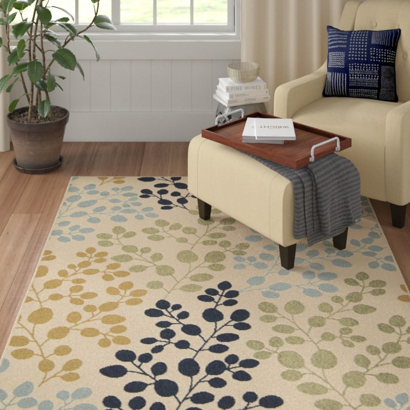 Carah Floral Indoor / Outdoor Rug, Rectangle 2'3" x 7'6"