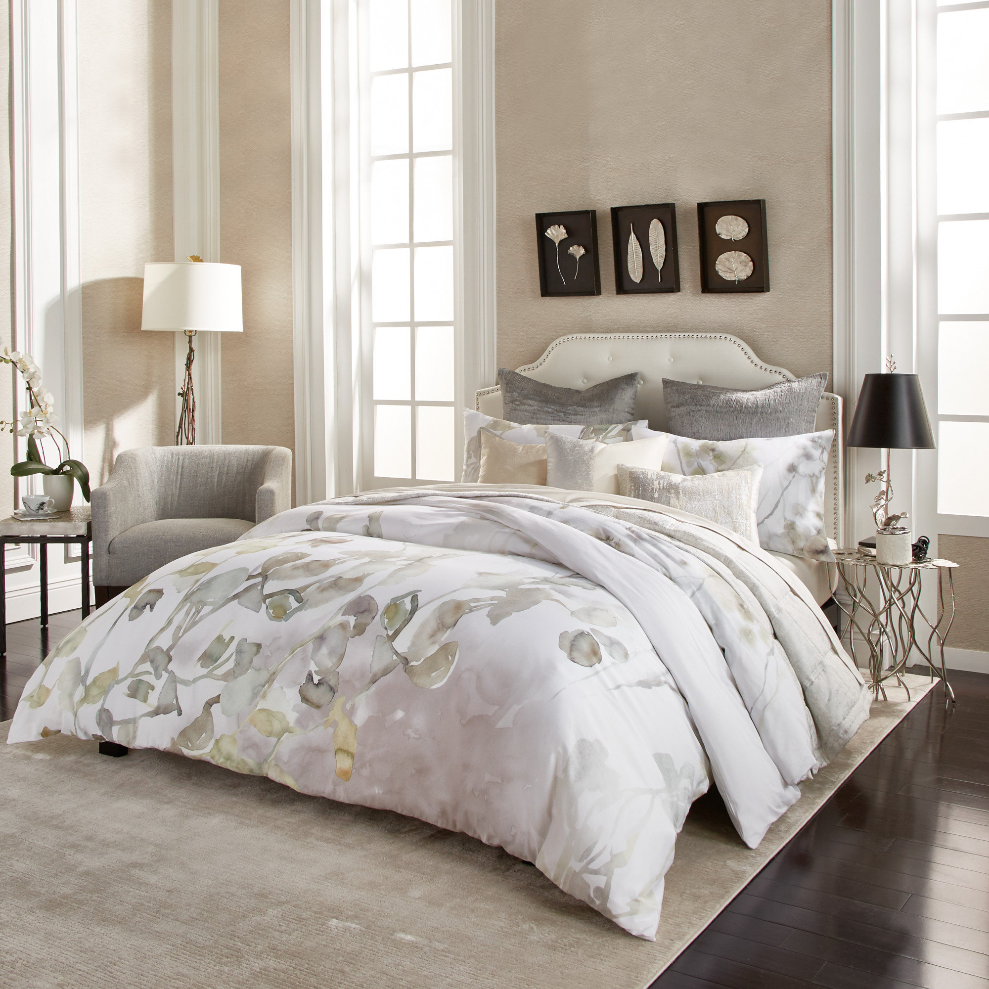 https://assets.wfcdn.com/im/84084070/compr-r85/2310/231019196/michael-aram-botanical-leaf-king-duvet-celedon.jpg