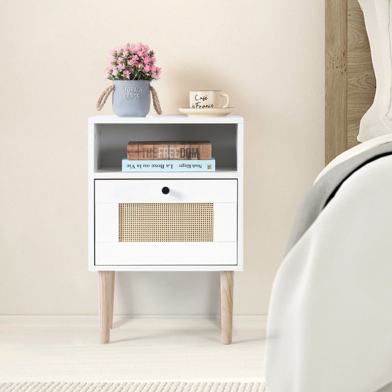 Table de chevet blanche en rotin blanc avec tiroir et tablette ouverte, table de chevet moderne avec pieds en bois