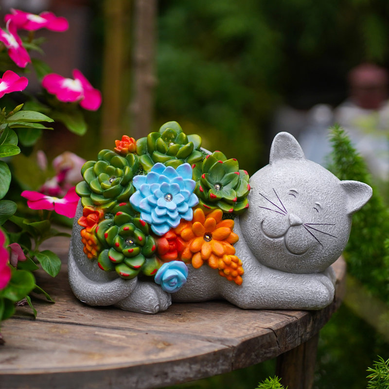 Statue de chat solaire Guss