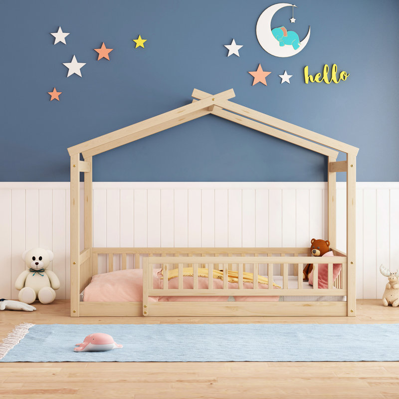 Structure de lit simple en bois avec clôture pour enfants et adolescents, parfaite pour jouer et dormir, Twin, Naturel