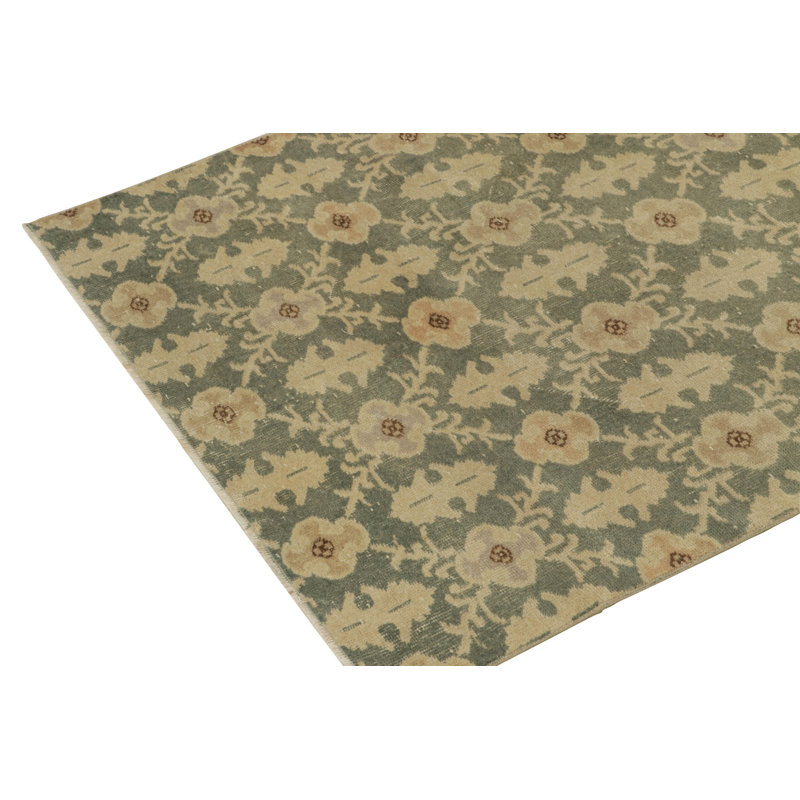 Pasha Hand Knotted Wool Area Rug