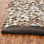 Tapis brun clair en cuir de vache fait à la main 9 pi 6 po x 13 pi Brelin-1019268057
