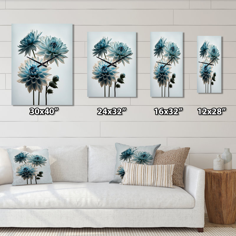 Horloge murale hyperréaliste - fleurs bleues et blanches - marguerite florale surdimensionnée, H 28 po x l 12 po x P 1 po