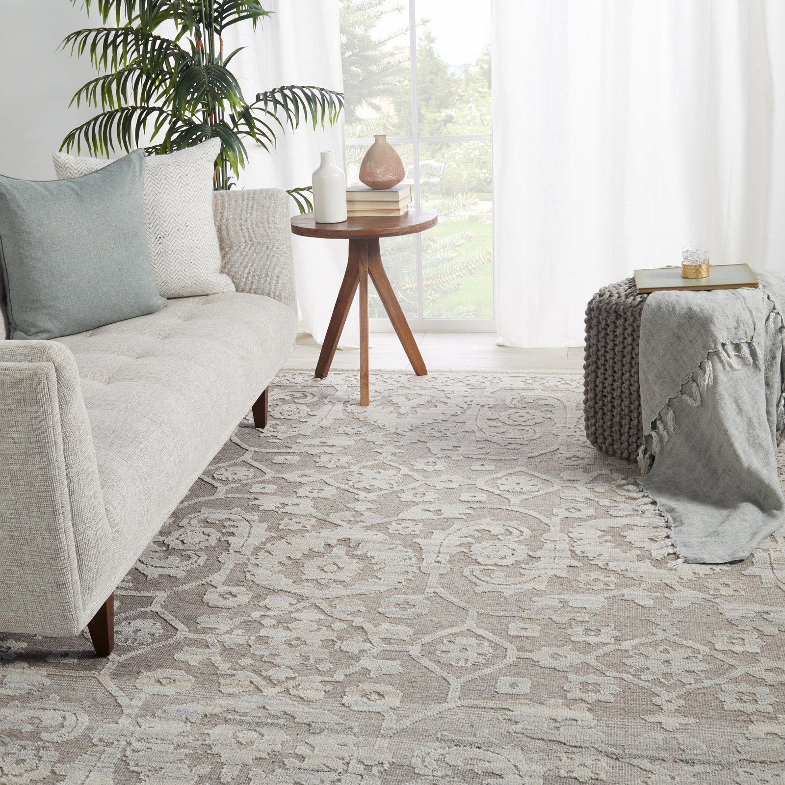 Collinston Taupe Hand-Knotted Wool Oriental Rug, Rectangle 10' x 14'
